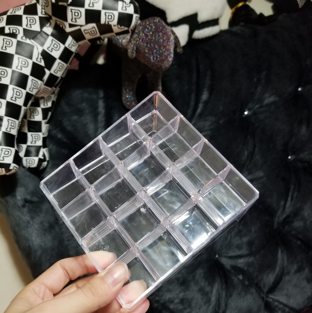 Set of 4 Makeup containers.
